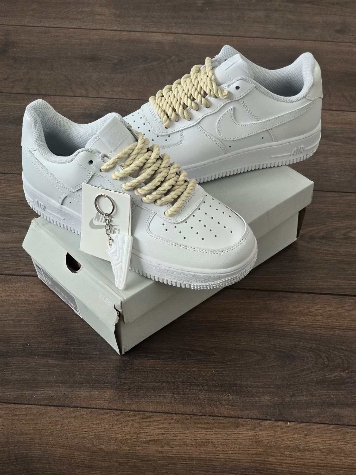 Force blanca cordones cuerda