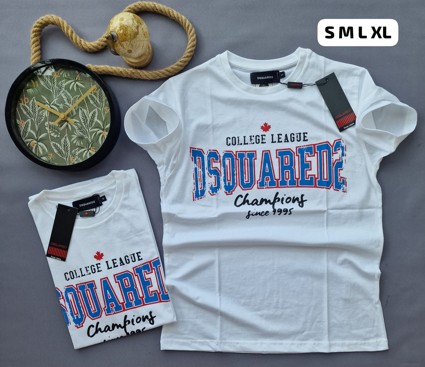 Camiseta DSQUARED2 blanco logo azul contorno rojo