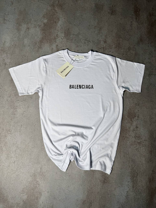Camiseta Balenciaga blanco logo negro en medio