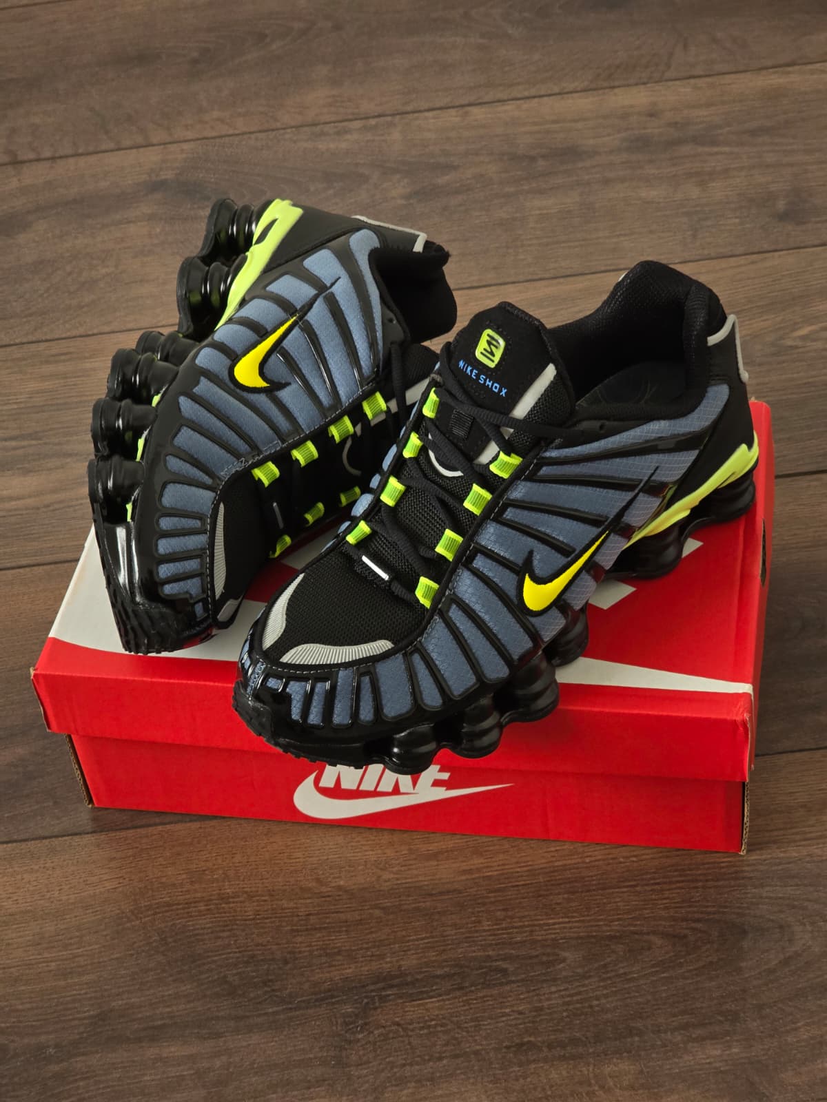 Shox gris negra verde