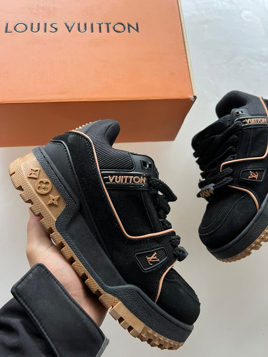 LV Trainer negras y marrones
