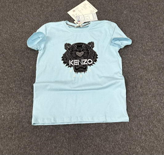 Camiseta kenzo azul logo negro y blanco