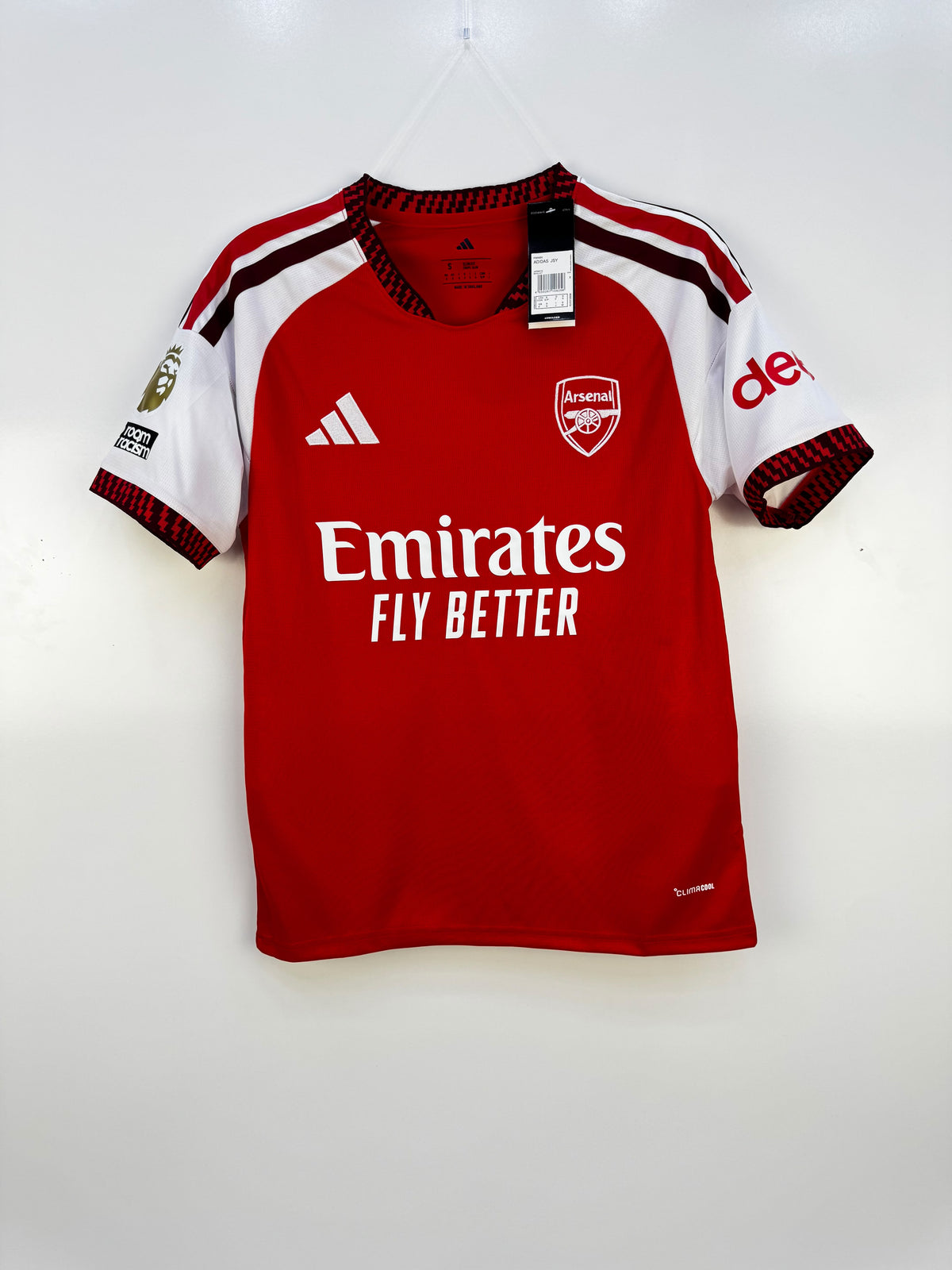 Equipacion Arsenal roja y blanca