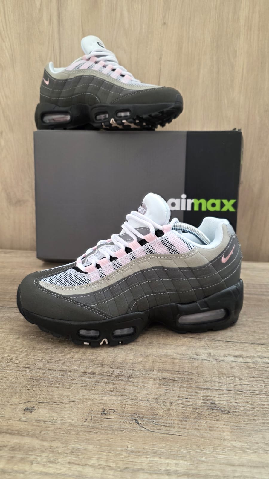 Air max 95 gris rosa