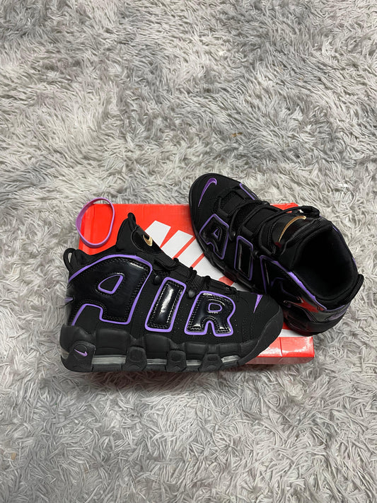 Uptempo negras y moradas