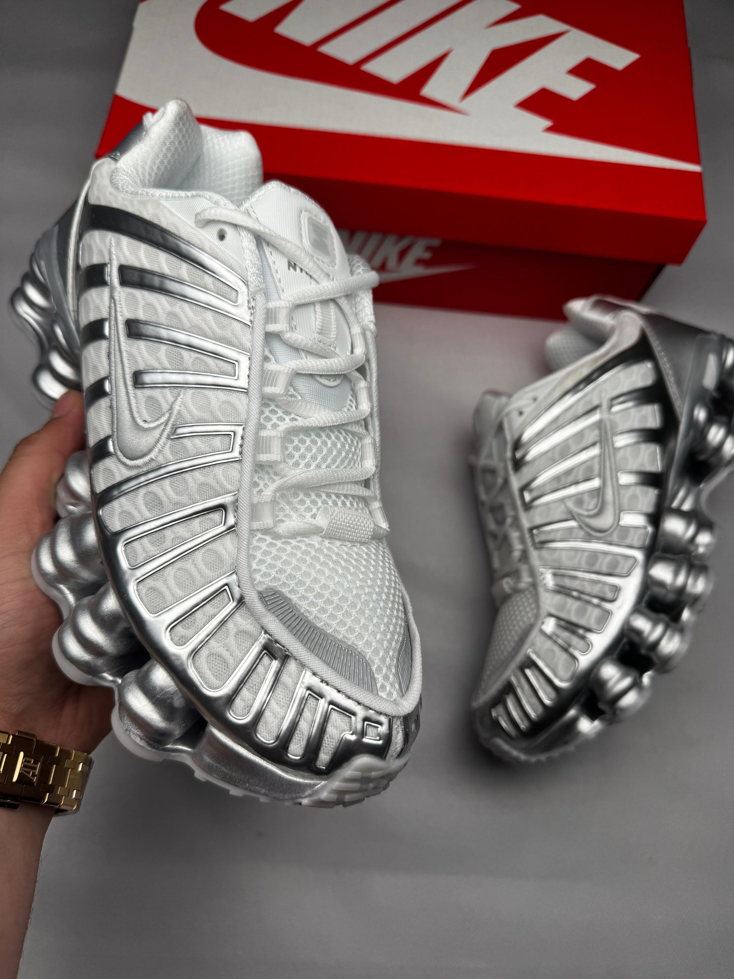 Shox grises
