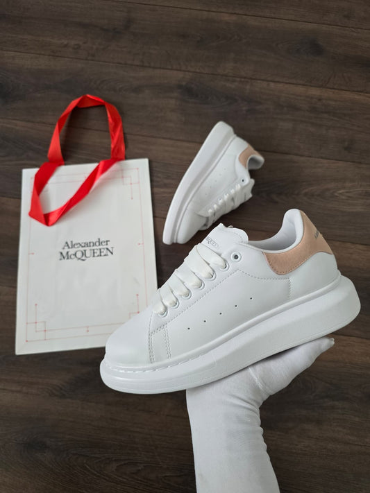 Alexander mcqueen blanca trasero rosa