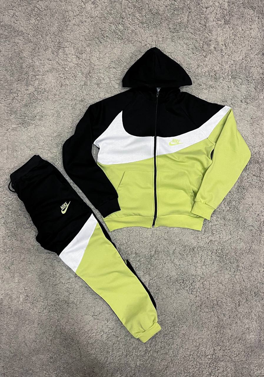 CHANDAL NIKE VERDE LIMA Y NEGRO LOGO BLANCO EN GRANDE