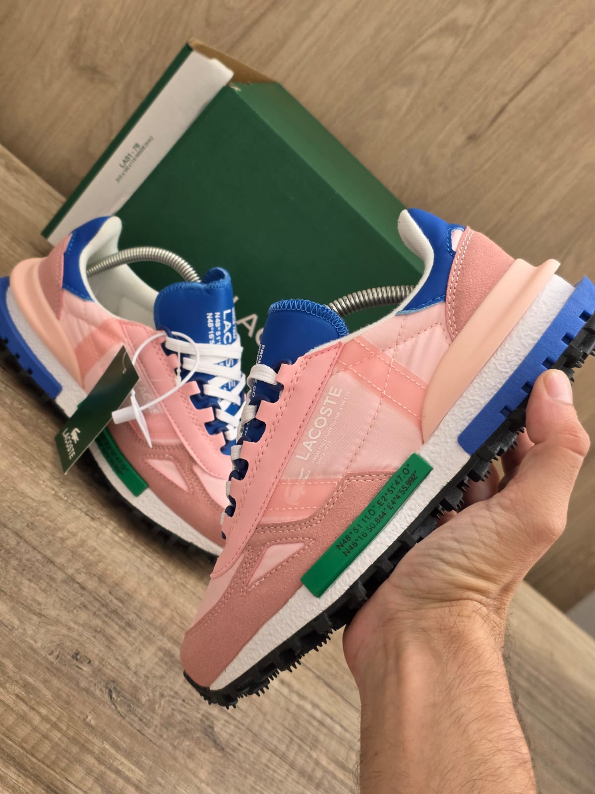 Lacoste rosa