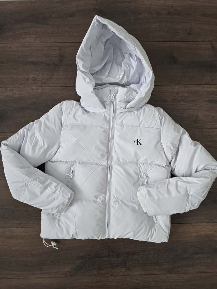 Abrigo ck mujer blanco