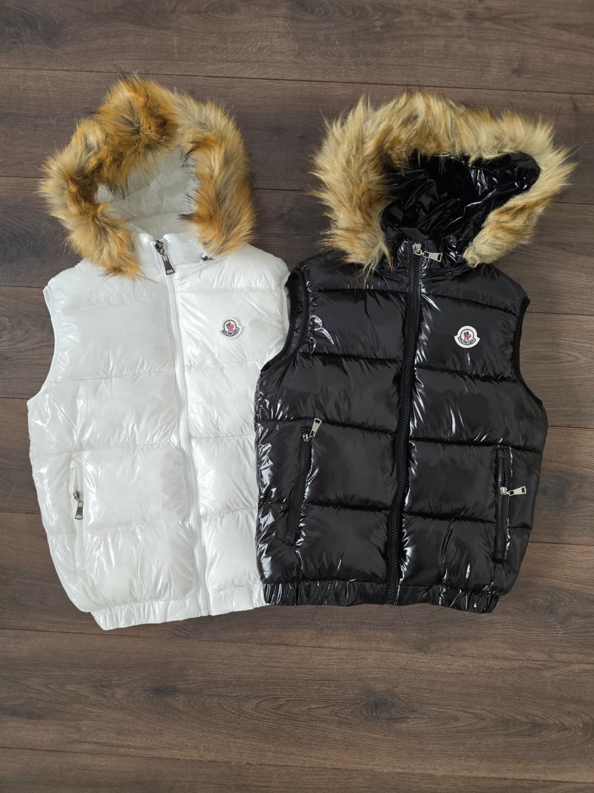 Chaleco moncler pelo blanco