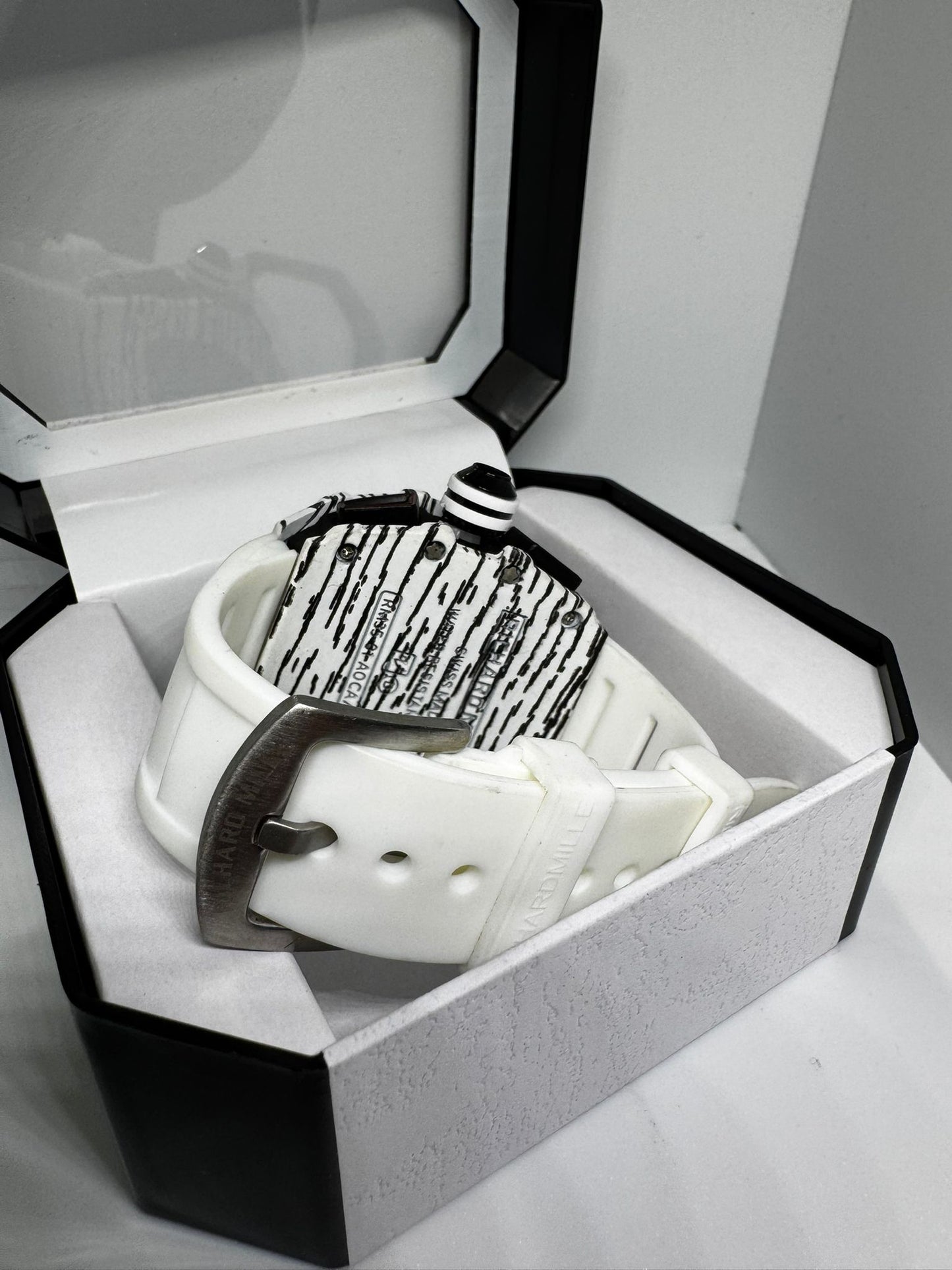 RELOJ RICHARD MILLE ZEBRA Y NEGRO