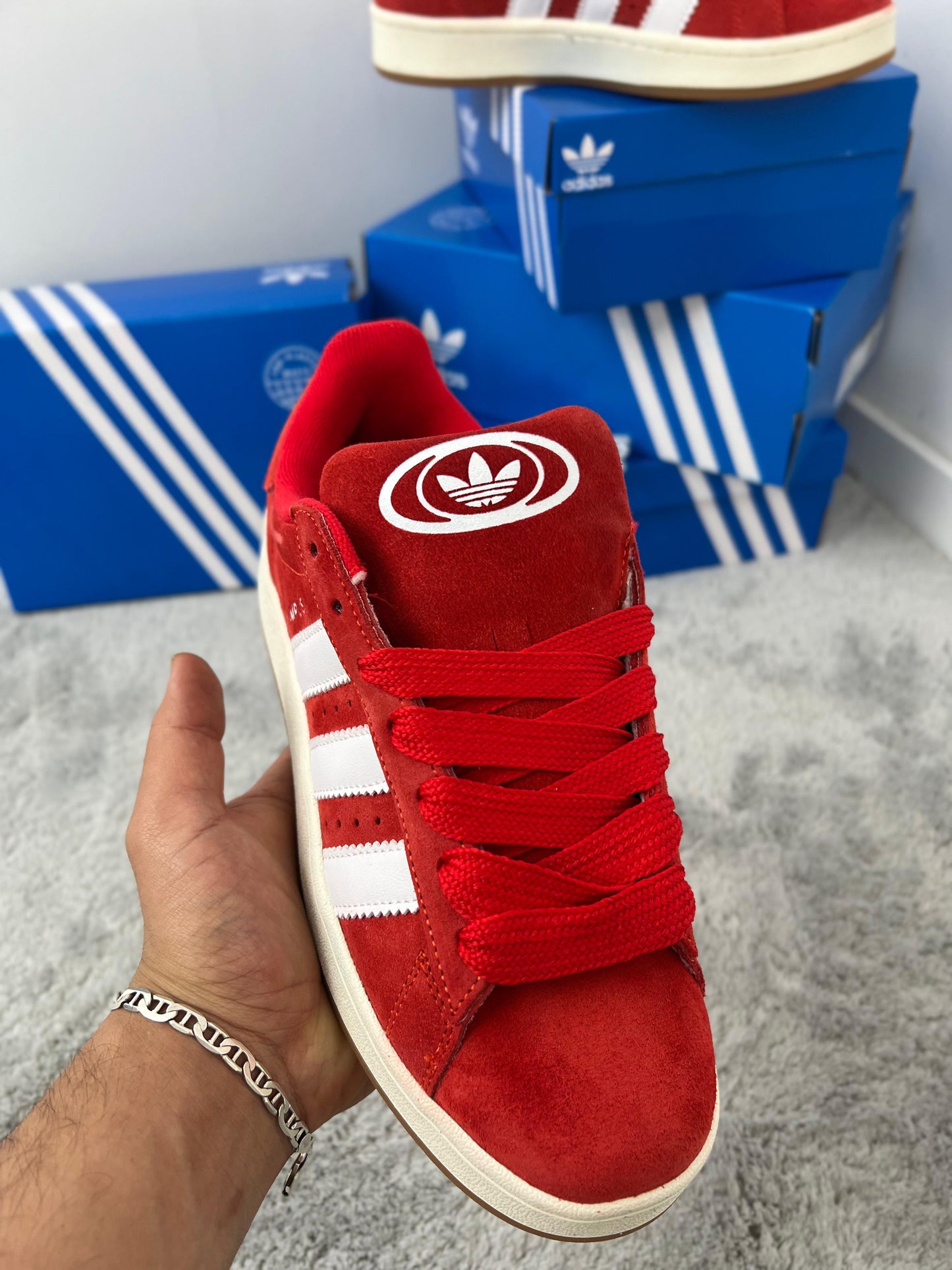 Adidas campus roja logo blanco