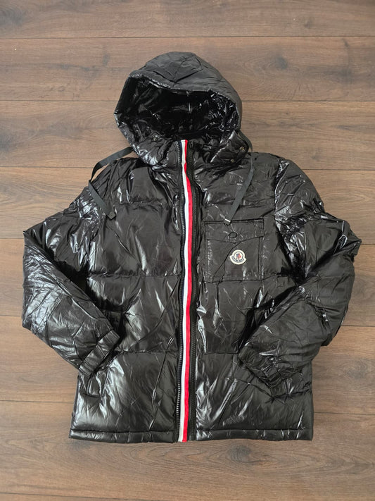 Abrigo moncler negro cremallera blanca roja