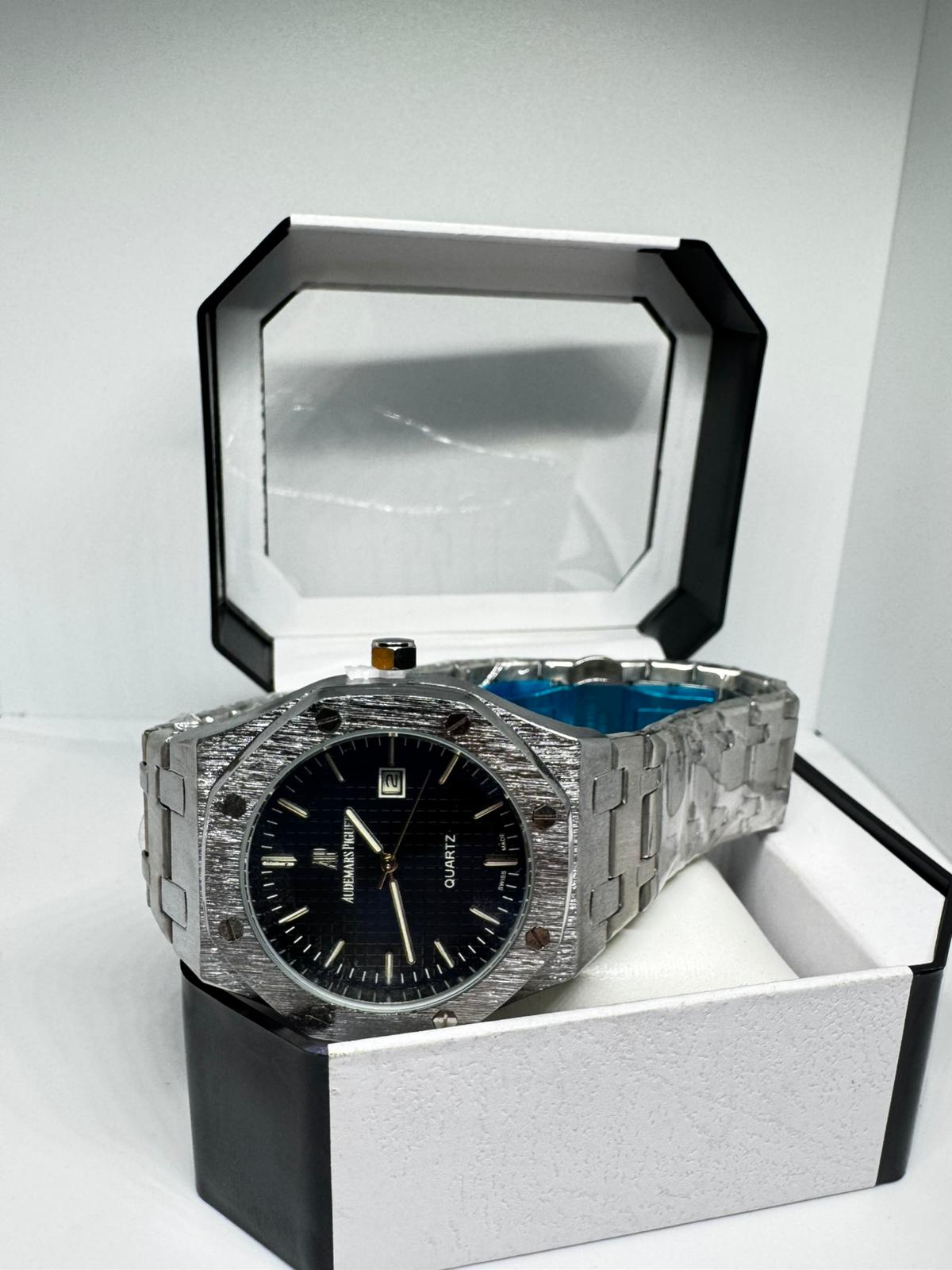 RELOJ ANDEMARS PIGUET NEGRO Y PLATEADO
