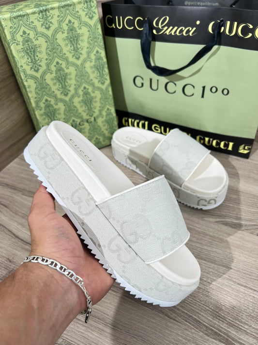 Chancla Gucci mujer terciopelo blanco logo gris