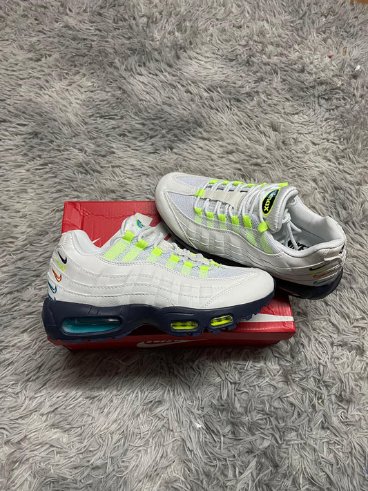 Air max 95 blancas detalles fluor logos