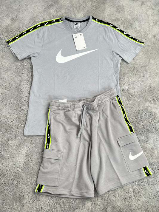 Conjunto corto gris nike logo blanco detalles negros