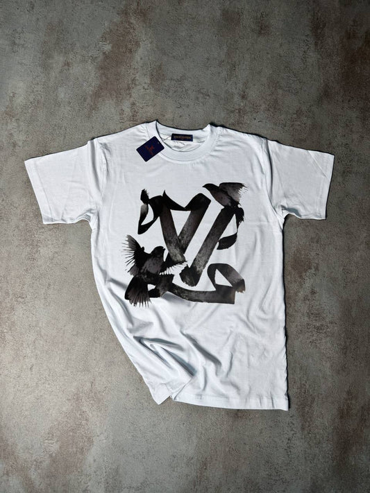 Camiseta LV blanco logo difuminado gris y negro