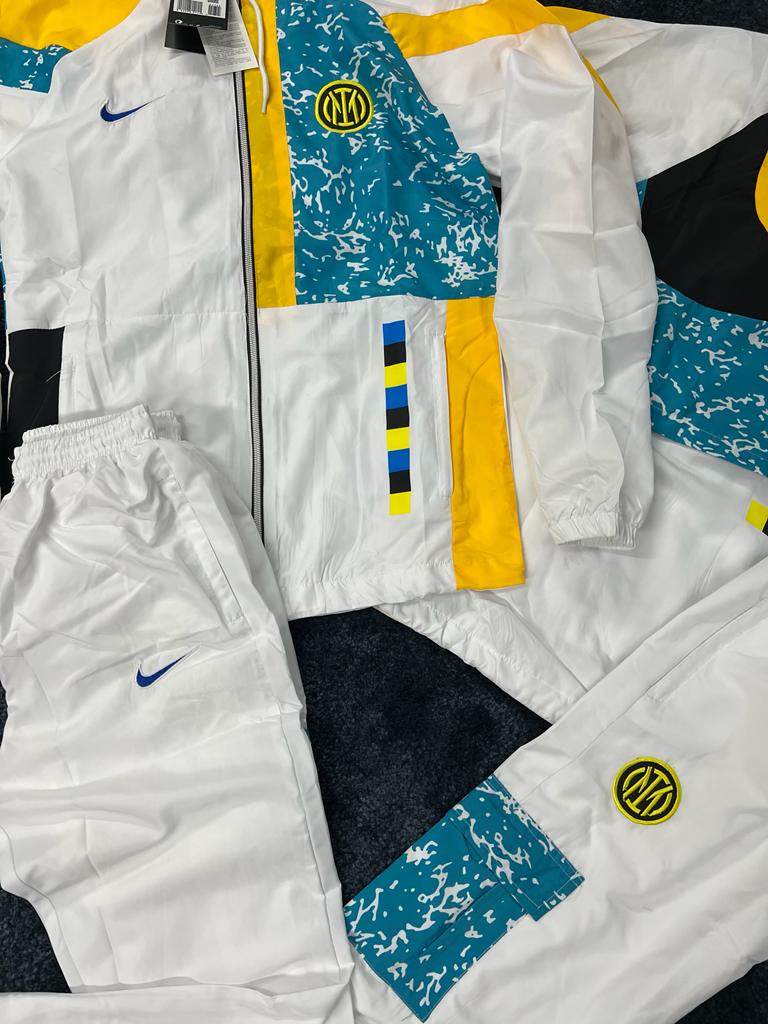 Chandal del Inter edición limitada