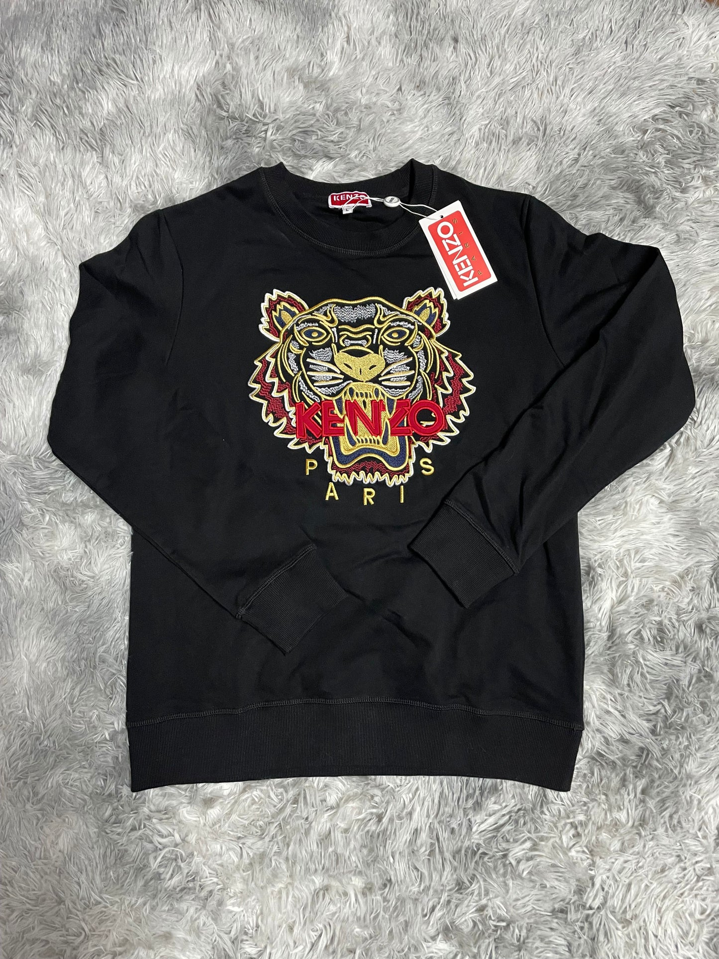 SUDADERA KENZO NEGRA LOGO ROJO Y DORADO