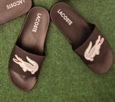 Chanclas Lacoste