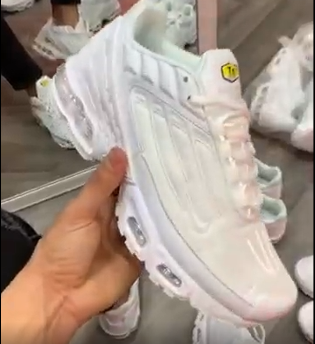 TN Tunned blancas detalles amarillos