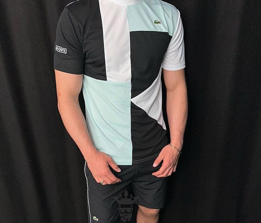 Conjunto Lacoste blanco logo verde detalles negros y azules claro
