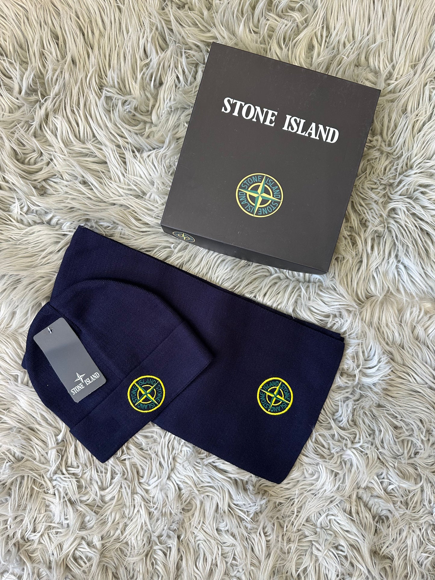 GORRO Y BUFANDA AZL MARINO LOGO AMARILLO STONE ISLAND