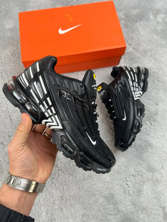 TN Tunned negras detalles blancos
