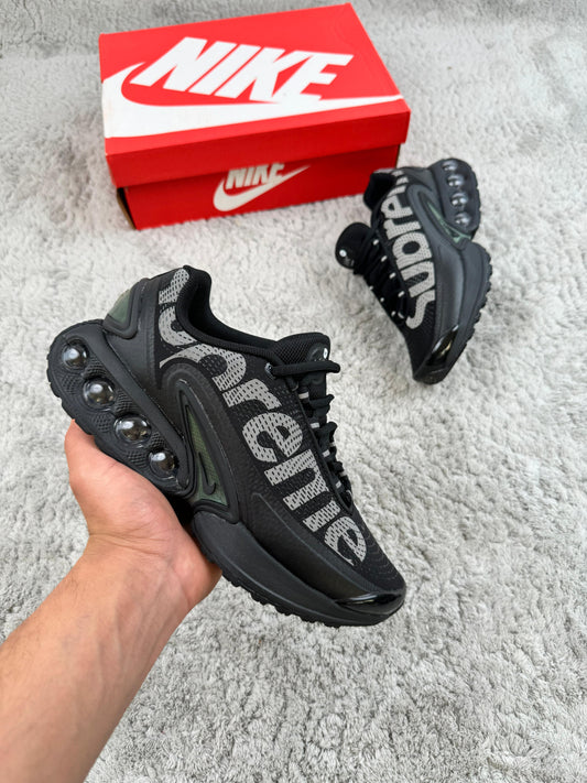 Nike TN DN negras supreme