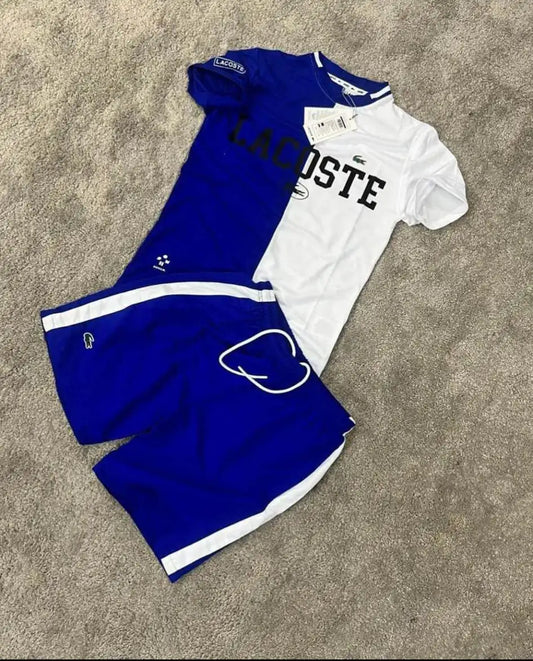 Conjunto corto Lacoste azul y blanco logo negro