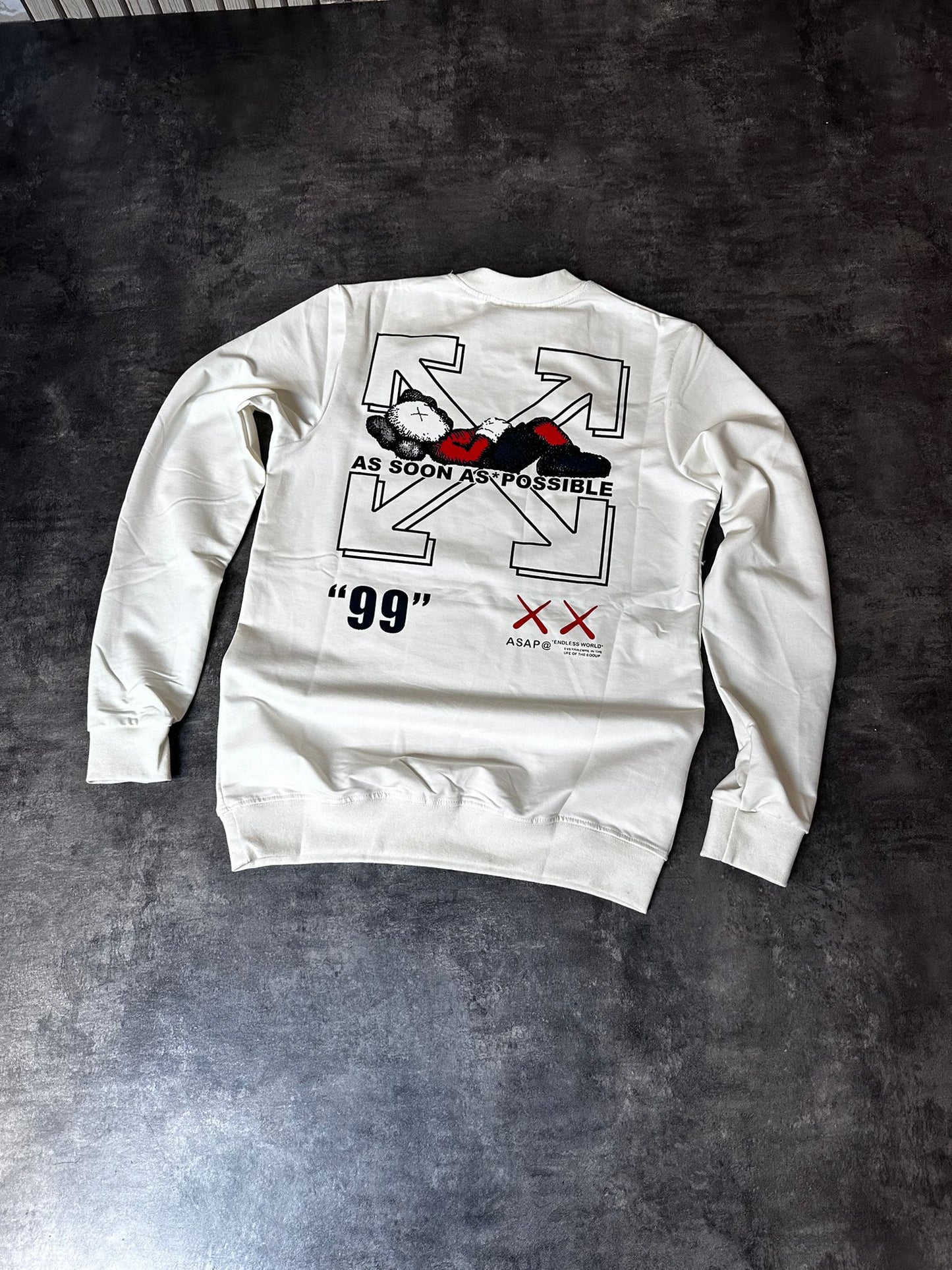 Sudadera off white blanco logo en medio grande