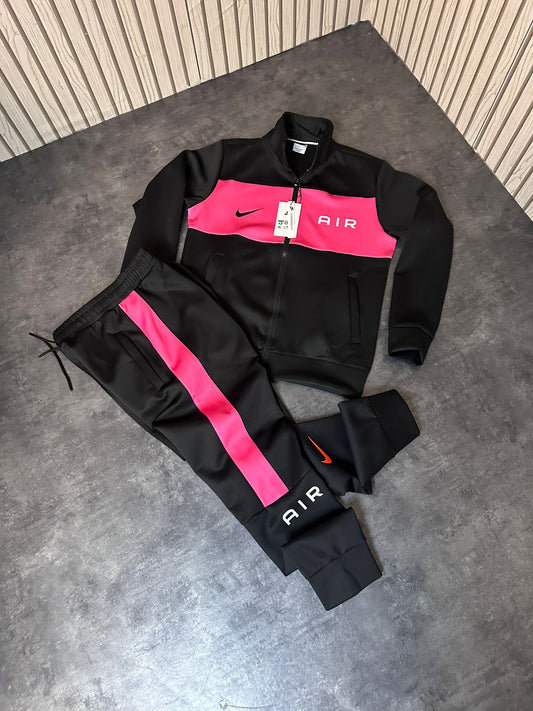 Chandal nike air negro y rosa logo negro