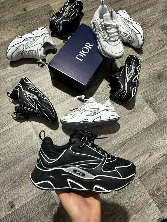 Dior b22 negro detalles blancos logo negro