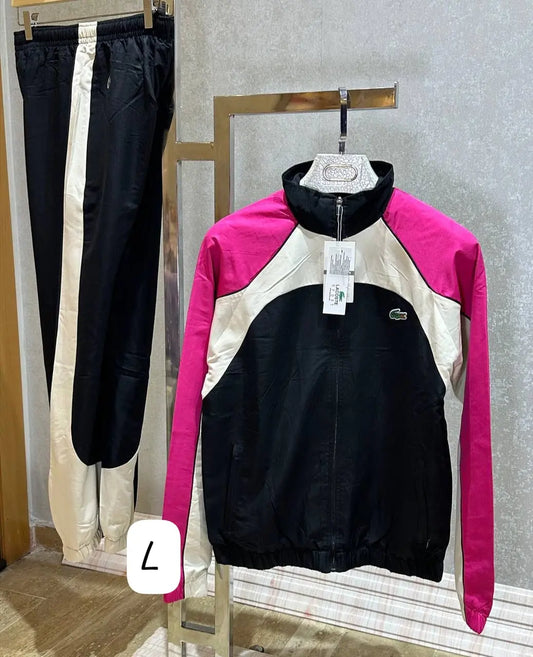 Chandal lacoste negro logo verde detalles rosas y blancos