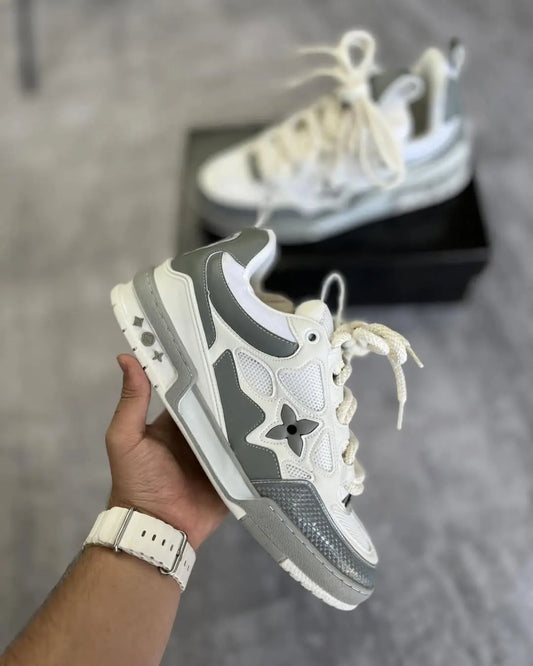 LV skate blancas y grises
