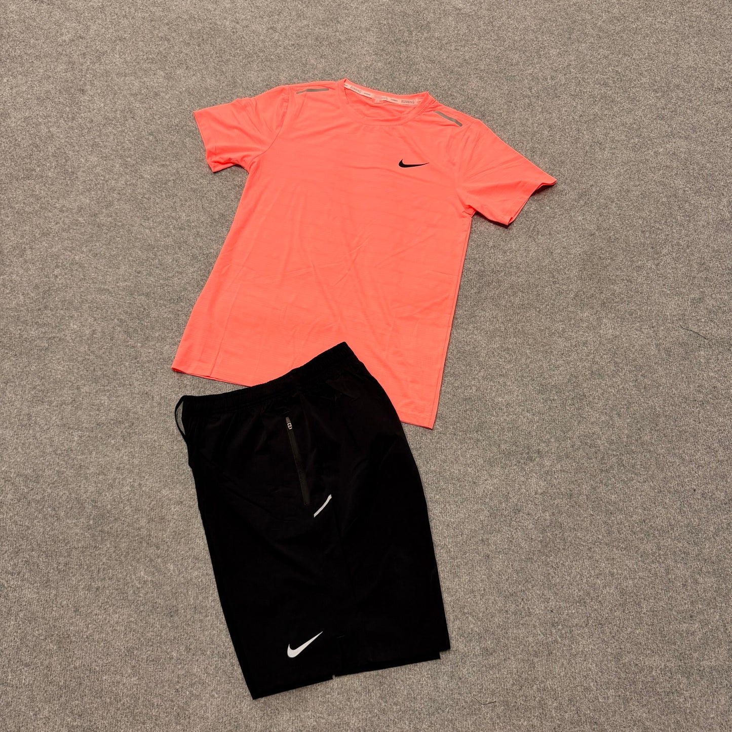 Conjunto nike naranja logo reflectante