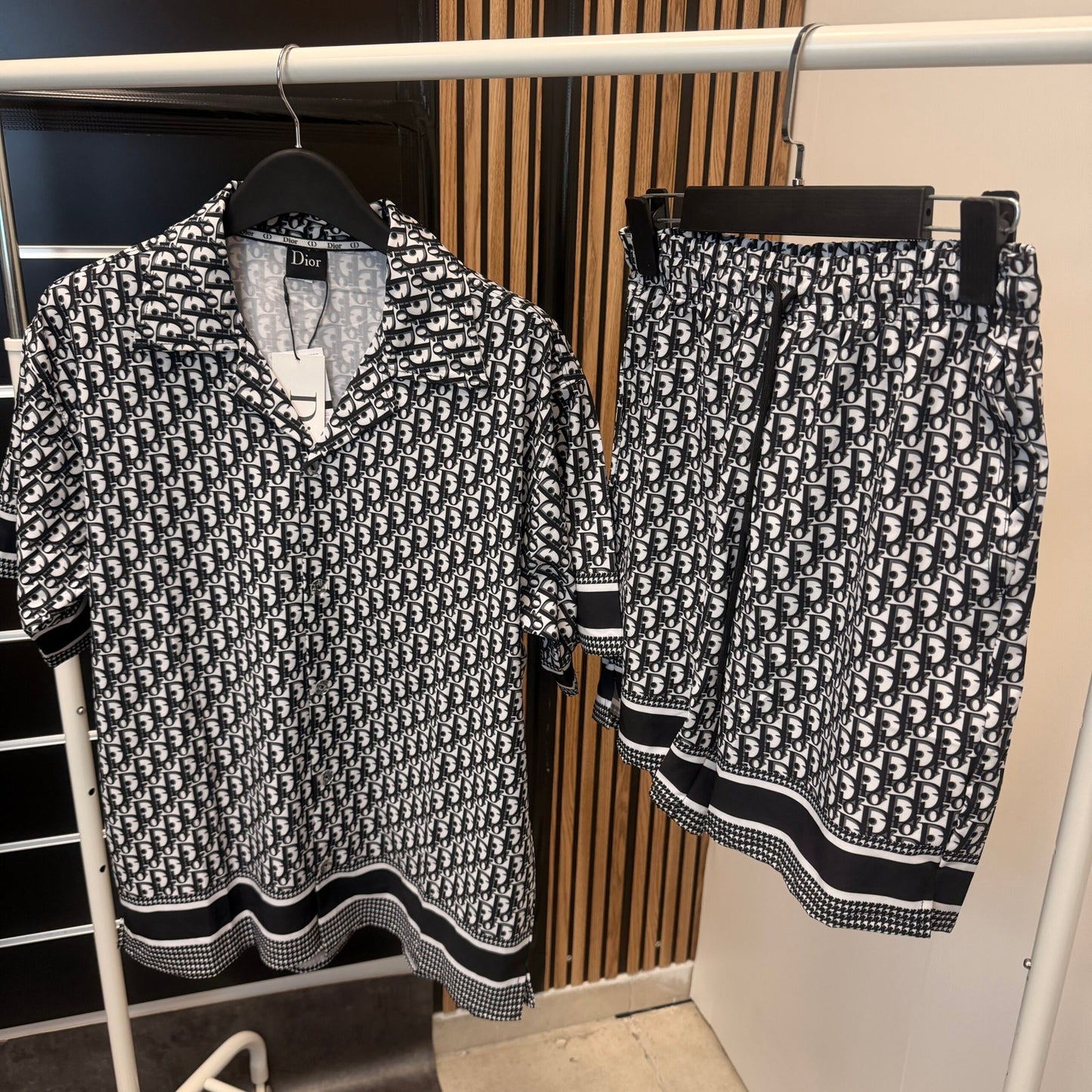 Conjunto DIOR negro y blanco