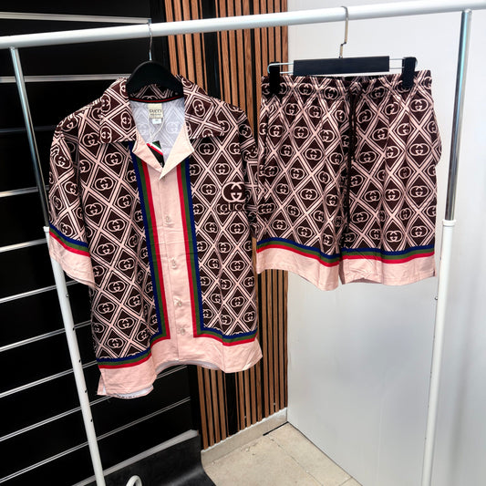 Conjunto GUCCI marron detalles verdes y rojos