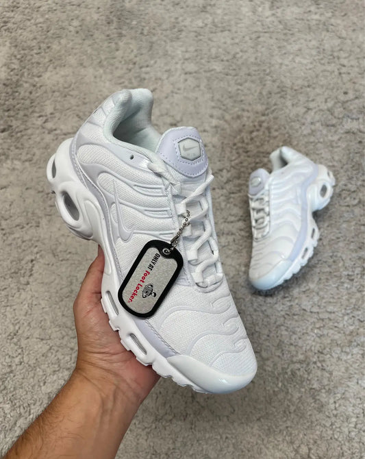 NIKE TN  BLANCAS