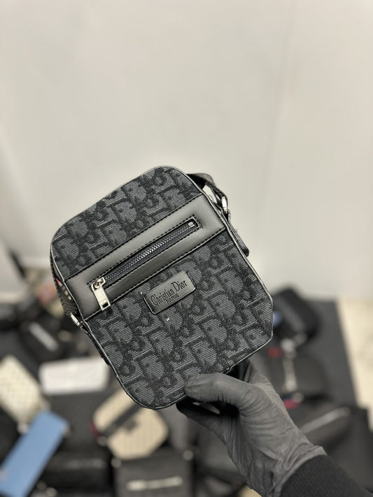 Bolso Dior negro y gris