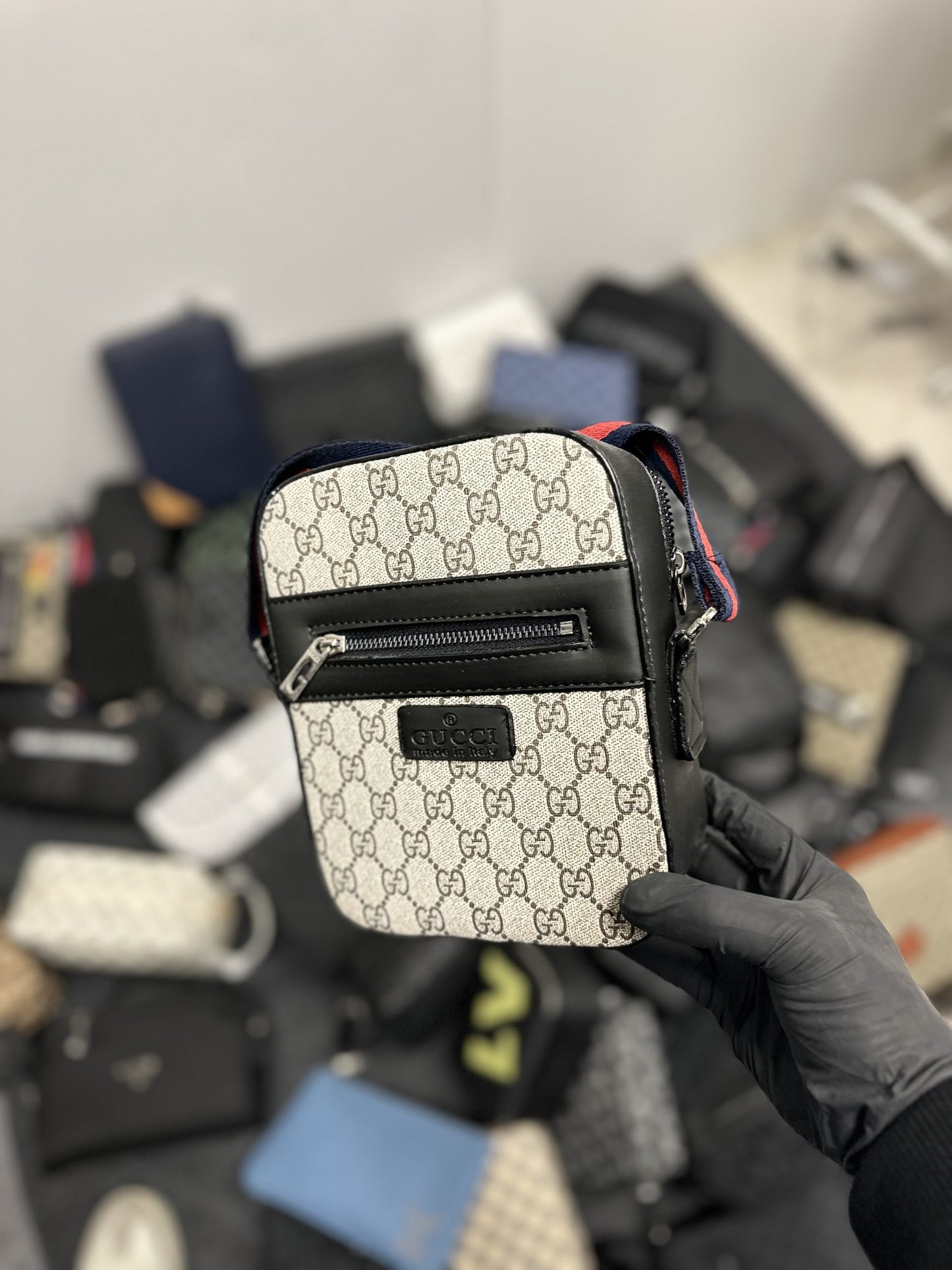 Bolso Gucci negro y beige