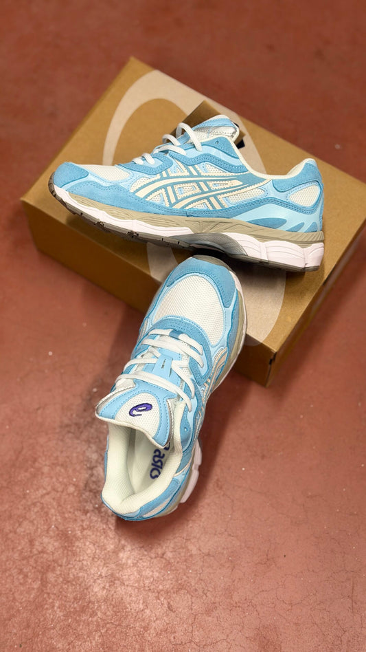 Asics Gel NYC azules logo blanco
