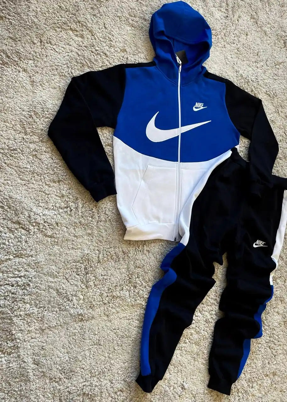 CHANDAL NIKE AZUL Y BLANCO LOGO BLANCO EN GRANDE