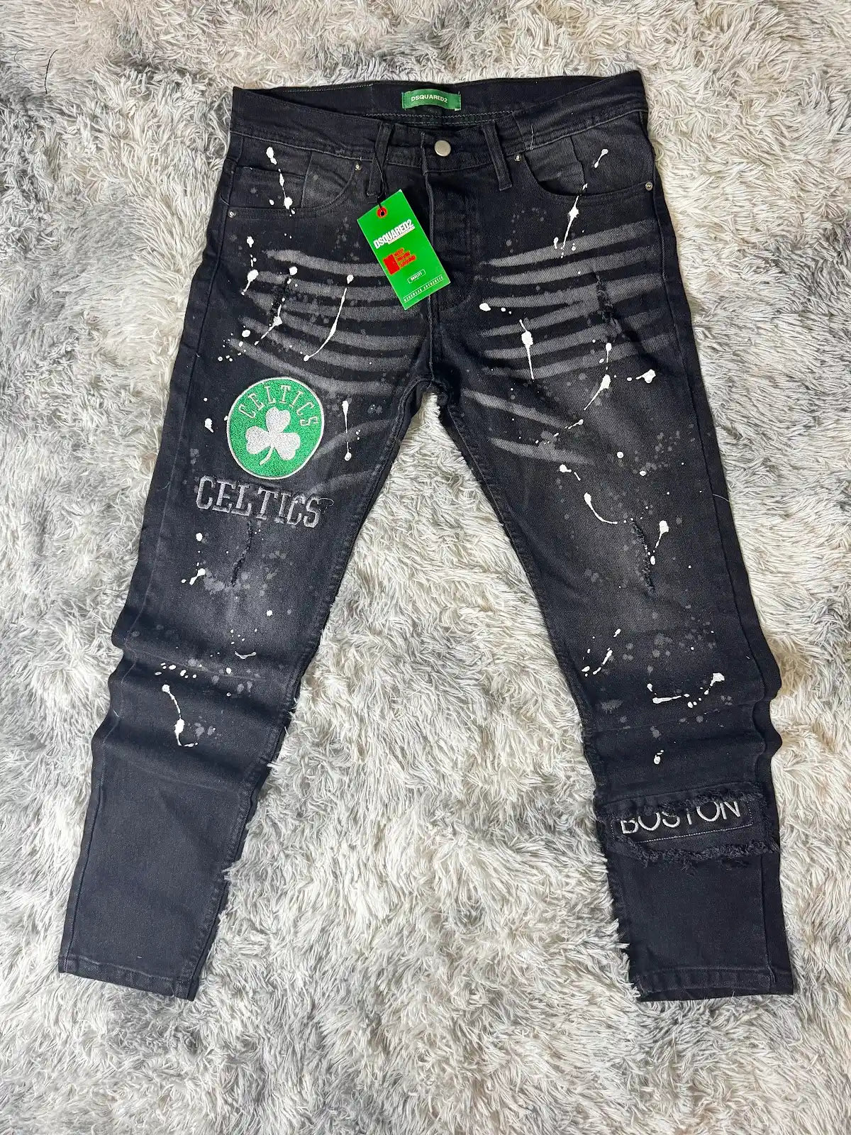 Pantalon vaquero BOSTON CELTICS detalles verdes