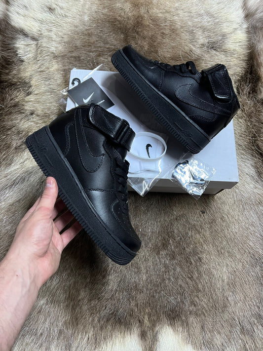 Air force 1 mid negras