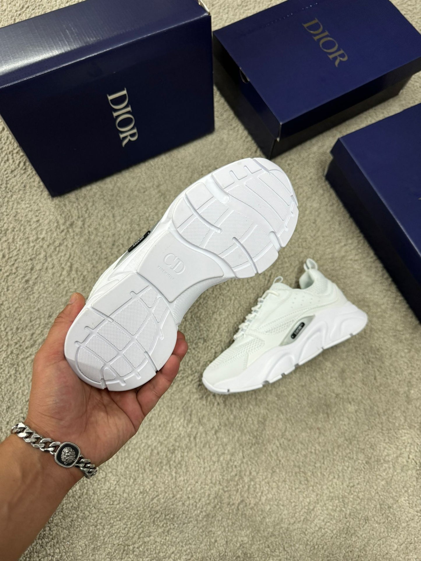 Dior B22 blanca