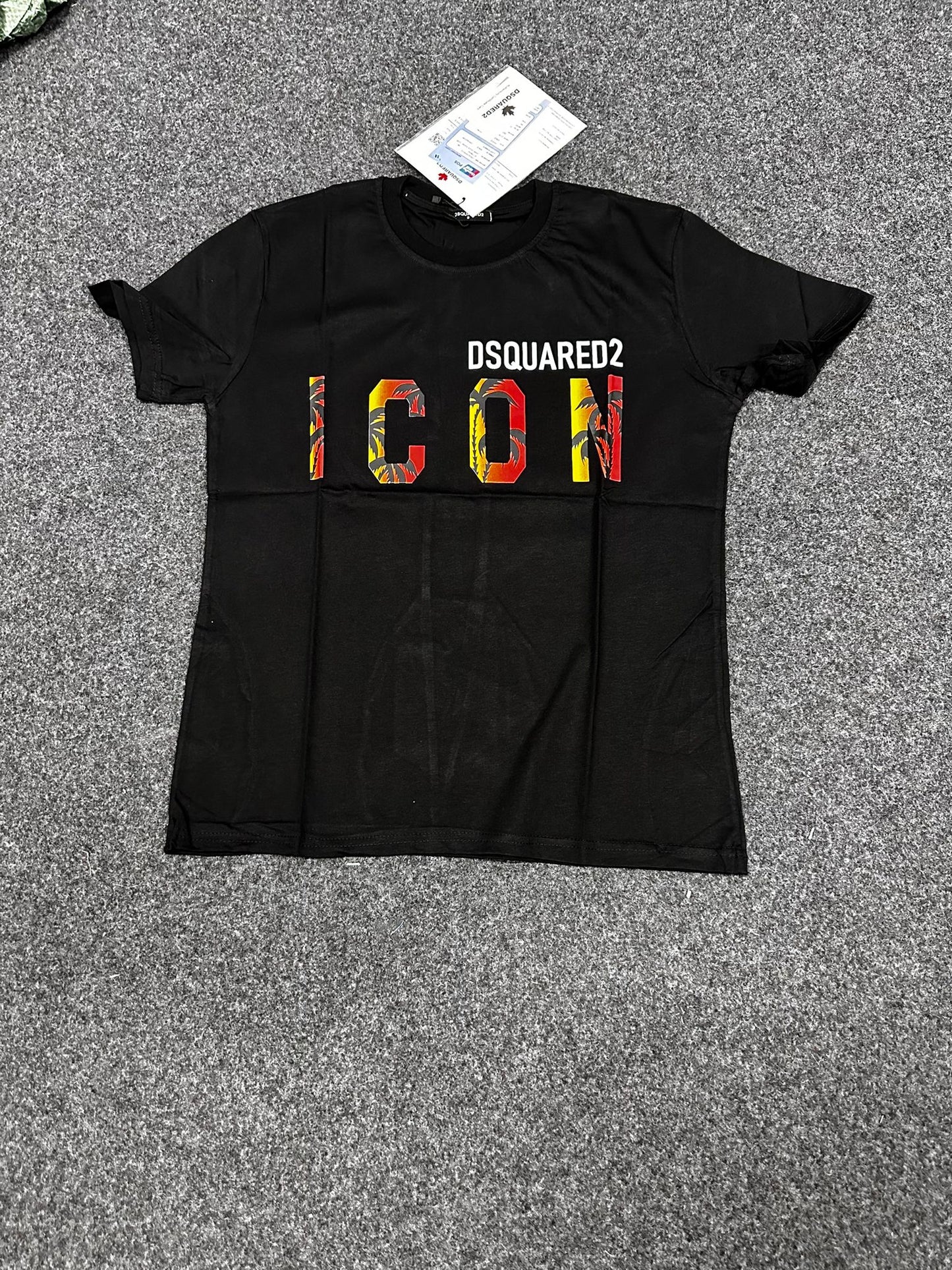 Camiseta Icon negro logo bicolor