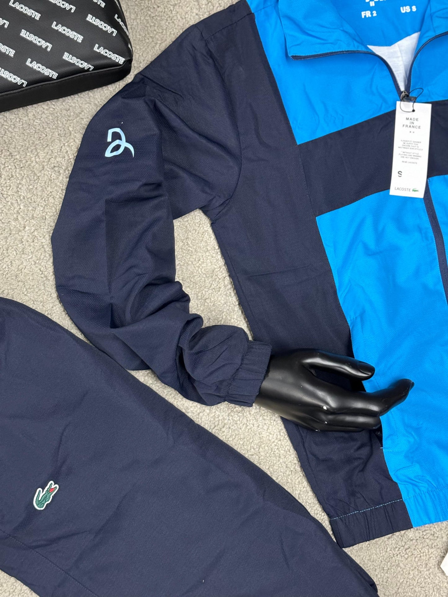 Chandal lacoste azul y negro logo verde